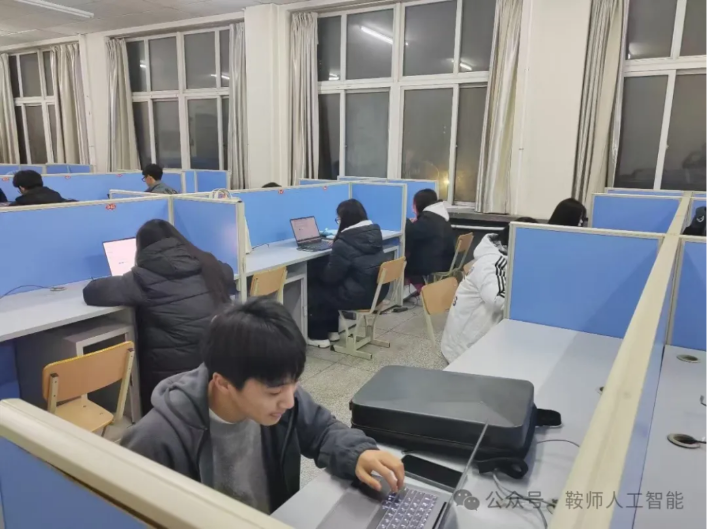 一竞技官网